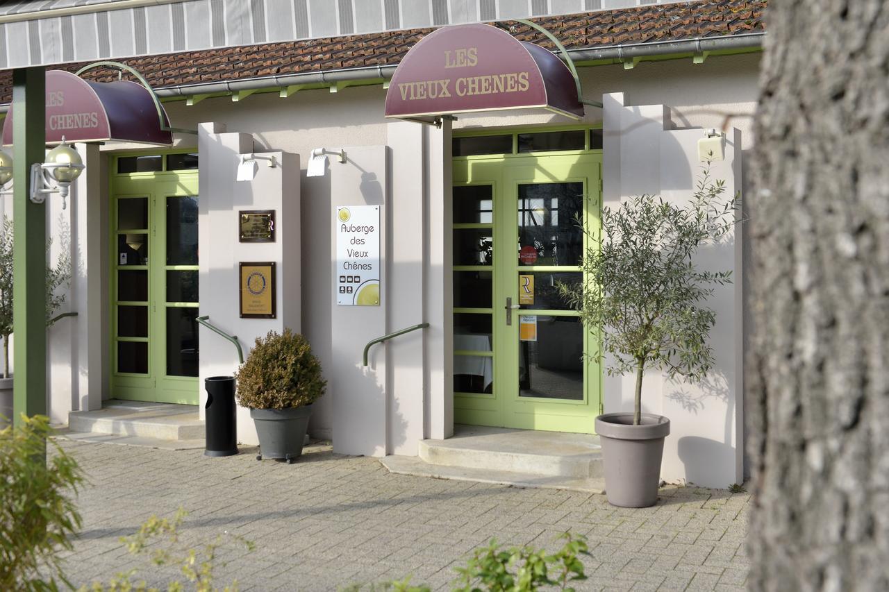 Logis Auberge Des Vieux Chenes 말레모르 외부 사진